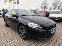 Gebraucht Volvo V40 Momentum 150 PS (110 kW) 2018 Schwarz Limousine