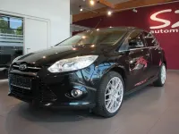 Używany Ford Focus Titanium 150 KM (110 kW) 2011 Czarny Sedan/Limuzyna