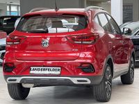 Gebraucht MG ZS Luxury 111 PS (81 kW) 2023 Diamond red SUV