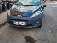 Gebraucht Ford Fiesta 60 PS (44 kW) 2011 Schwarz Kleinwagen