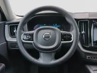 Gebraucht Volvo XC60 Plus 197 PS (144 kW) 2022 Denim blue SUV