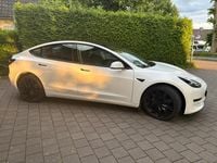 Gebraucht Tesla Model 3 Standard Range Plus 208 kW (283 PS) 2022 Weiß Limousine