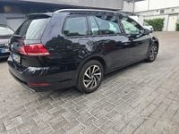 Gebraucht VW Golf VII Join 116 PS (85 kW) 2018 Schwarz Kombi