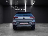 Gebraucht VW T-Roc Life 150 PS (110 kW) 2022 Pyrit silber metallic SUV