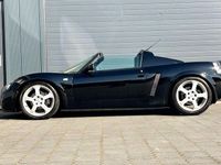 Gebraucht Opel Speedster 147 PS (108 kW) 2004 Schwarz Cabrio
