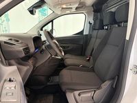Neu Fiat Doblò 131 PS (96 kW) 2026 Gelato weiss Van / Kleinbus