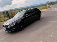 Second-hand Skoda Octavia Ambition 150 CP (110 kW) 2019 Negru Break