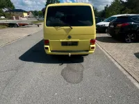 Gebraucht VW Multivan 101 PS (74 kW) 1999 Gelb Van / Kleinbus
