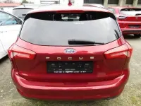 Gebraucht Ford Focus Cool & Connect 125 PS (91 kW) 2019 Rot Kombi