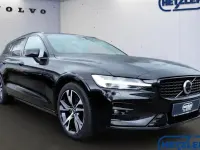Gebraucht Volvo V60 Plus 197 PS (144 kW) 2022 Black solid stone / solid Kombi
