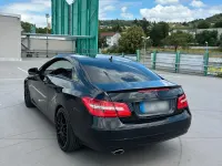 Gebraucht Mercedes E250 204 PS (150 kW) 2009 Schwarz Coupé