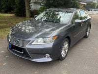 Gebraucht Lexus ES300H 200 PS (147 kW) 2013 Grau Limousine