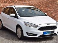 Gebraucht Ford Focus 105 PS (77 kW) 2017 Frostweiß Limousine