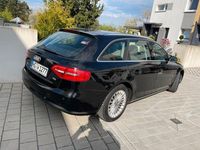 Gebraucht Audi A4 Attraction 120 PS (88 kW) 2014 Schwarz Kombi