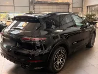 Gebraucht Porsche Cayenne 462 PS (339 kW) 2022 Schwarz SUV