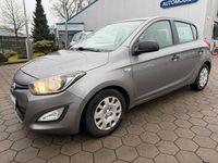 Gebraucht Hyundai i20 Trend 101 PS (74 kW) 2013 Grau Limousine
