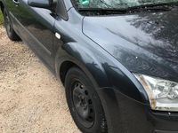 Second-hand Ford Focus 80 CP (58 kW) 2006 Albastru Berlinǎ