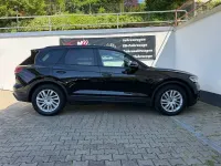 Gebraucht VW Touareg 231 PS (169 kW) 2025 Schwarz SUV