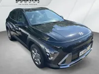 Gebraucht Hyundai Kona Trend 120 PS (88 kW) 2023 Schwarz SUV