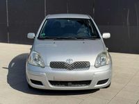 Gebraucht Toyota Yaris Sol 87 PS (63 kW) 2003 Silver mica metallic Kleinwagen