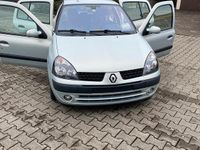 Gebraucht Renault Clio II 75 PS (55 kW) 2002 Silber Kleinwagen