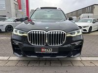 Gebraucht BMW X7 M Sport 265 PS (194 kW) 2019 Black sapphire metallic SUV