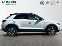 Gebraucht VW T-Roc 150 PS (110 kW) 2025 Weiß SUV