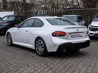 Gebraucht BMW 220 Shadowline 190 PS (139 kW) 2023 Weiß Coupé