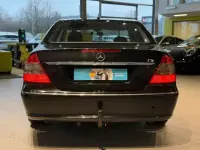 Usado Mercedes E420 314 HP (230 kW) 2007 Preto Sedan