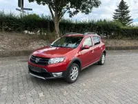 Gebraucht Dacia Sandero Stepway Ambiance 90 PS (66 kW) 2014 Rot Limousine