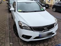 Gebraucht Kia Ceed 125 PS (91 kW) 2012 Weiß Kleinwagen