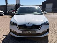 Gebraucht Skoda Scala 150 PS (110 kW) 2019 Weiß Kleinwagen
