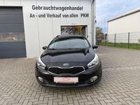 Gebraucht Kia Ceed Sportswagon 99 PS (72 kW) 2015 Schwarz Kombi