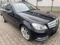 Gebraucht Mercedes C180 156 PS (114 kW) 2013 Schwarz  unilack Kombi