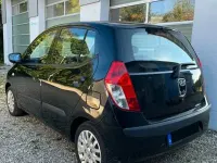 Gebraucht Hyundai i10 67 PS (49 kW) 2010 Schwarz Kleinwagen