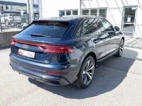 Gebraucht Audi Q8 S-Line 286 PS (210 kW) 2023 Waitomoblau metallic SUV