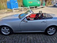 Gebraucht Mercedes SLK230 193 PS (141 kW) 2000 Silber Cabrio