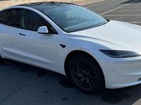 Gebraucht Tesla Model 3 Long Range RWD 235 kW (320 PS) 2024 Weiß Limousine