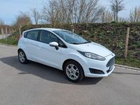 Gebraucht Ford Fiesta SYNC Edition 82 PS (60 kW) 2014 Weiß Kleinwagen