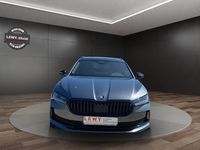 Neu Skoda Superb SportLine 204 PS (150 kW) 2025 Grau Kombi