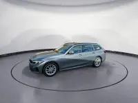 Gebraucht BMW 318 Comfort Edition 156 PS (114 kW) 2025 Grau Kombi