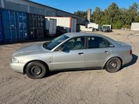Usata Audi A4 124 CV (91 kW) 1995 Argento Berlina