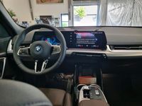 gebraucht BMW iX1 30 X Drive, M-Packet, HUD, Neuzustand