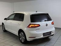 Gebraucht VW e-Golf 100 kW (136 PS) 2019 Pure white Kleinwagen