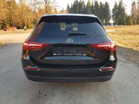 Gebraucht Mercedes C200 186 PS (136 kW) 2023 Schwarz Kombi