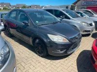 Gebraucht Ford Focus 109 PS (80 kW) 2008 Grau Limousine
