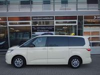 Gebraucht VW Multivan Life 150 PS (110 kW) 2025 Hellelfenbein Van