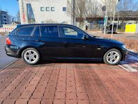 Gebraucht BMW 320 177 PS (130 kW) 2009 Schwarz Kombi