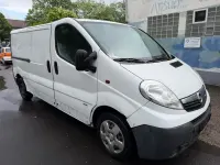 Gebraucht Opel Vivaro 90 PS (66 kW) 2013 Weiß Van / Kleinbus