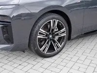Gebraucht BMW i7 M Sport 400 kW (544 PS) 2024 Bmw individual dravitgrau Limousine